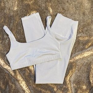 Gray Vuori Ribbed Sports Bra and Leggings Set